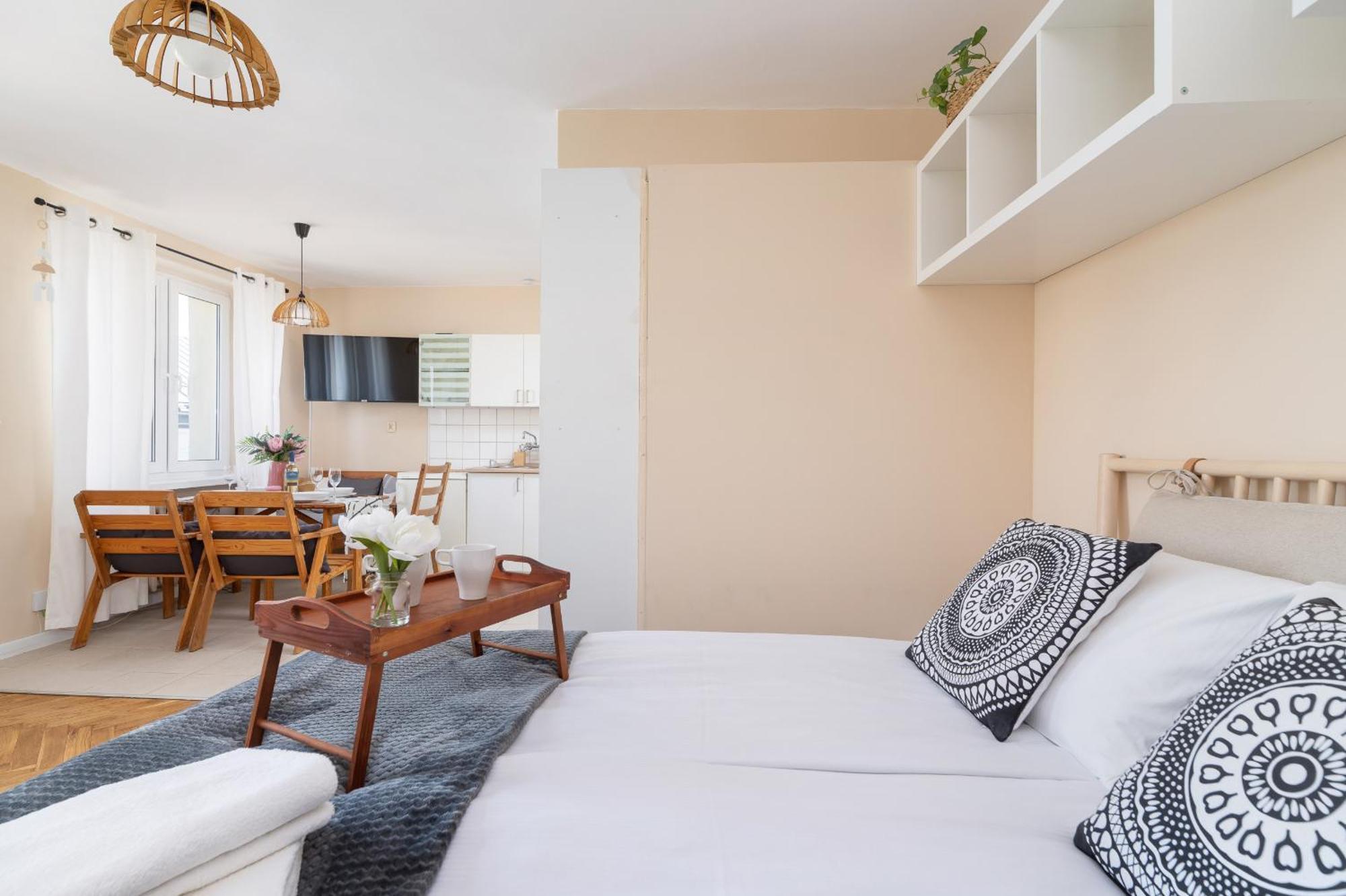 Eagle Pharmacy By Renters * Krakow